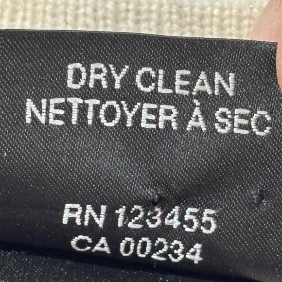 Lord & Taylor Cashmere button up crew neck cardigan size PM (fits smaller) - Picture 11 of 16